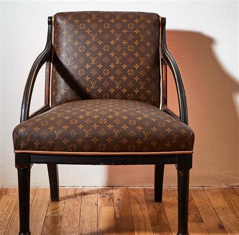 lv chair